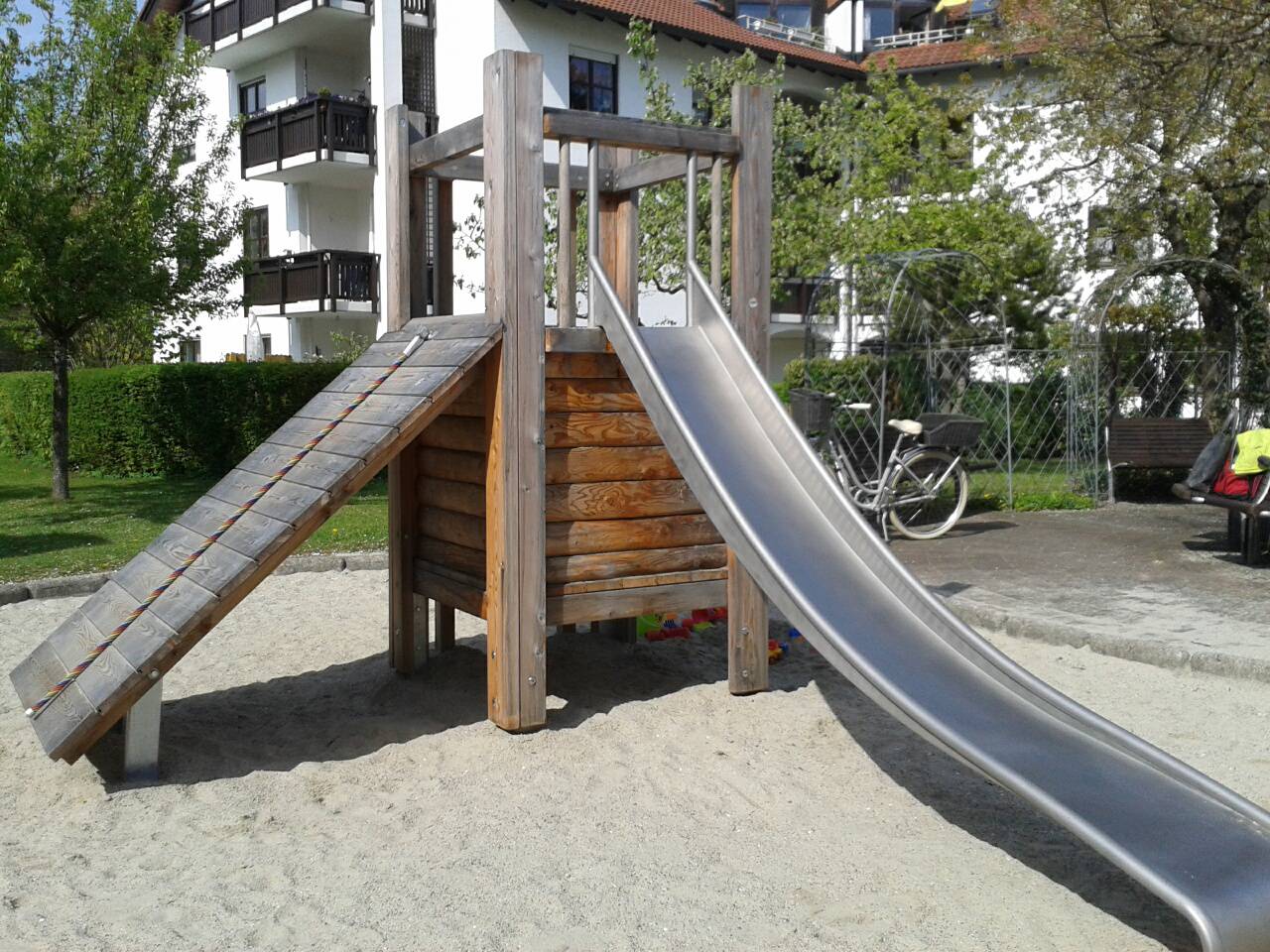 Spielplatz Rathausstraße in Taufkirchen